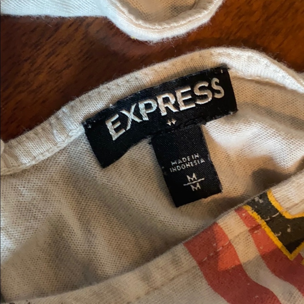 Express Top - Picture 3 of 3